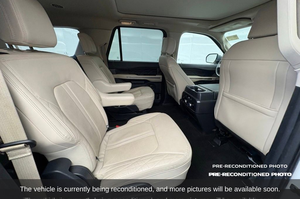 Used 2023 Ford Expedition Max Platinum AWD/4WD image 15