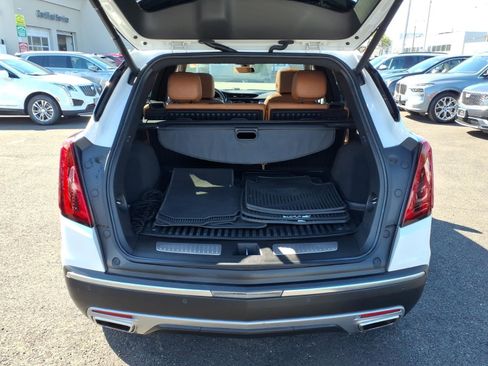 Certified 2023 Cadillac XT5 Premium Luxury AWD/4WD image 9