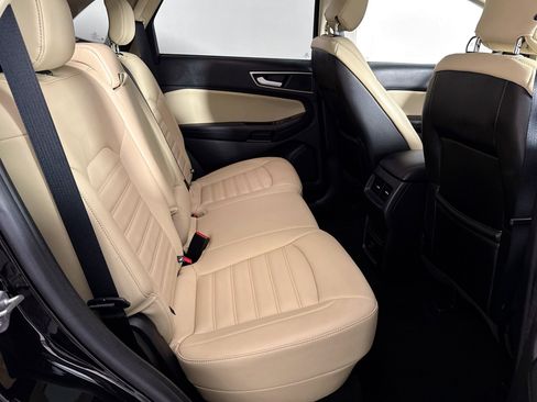 Used 2019 Ford Edge SEL w/ Equipment Group 201A AWD/4WD image 35