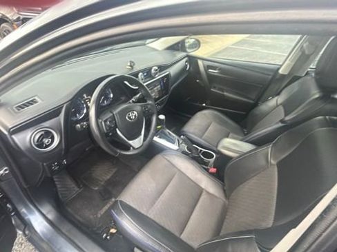 Used 2017 Toyota Corolla L image 2