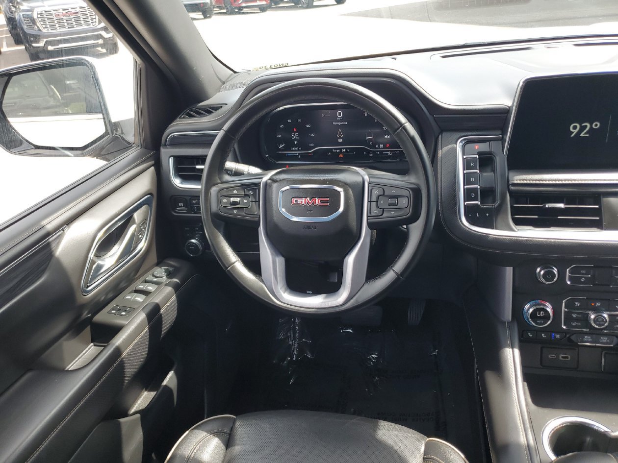 Used 2024 GMC Yukon SLT AWD/4WD image 12