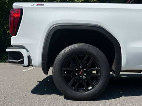 Used 2022 GMC Sierra 1500 Elevation AWD/4WD image 7