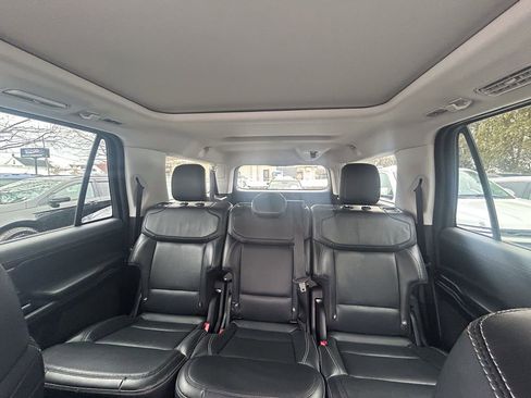 Used 2025 Ford Expedition Max Platinum image 22