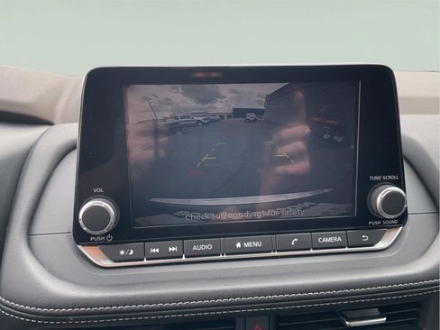 Used 2023 Nissan Rogue SV AWD/4WD image 27