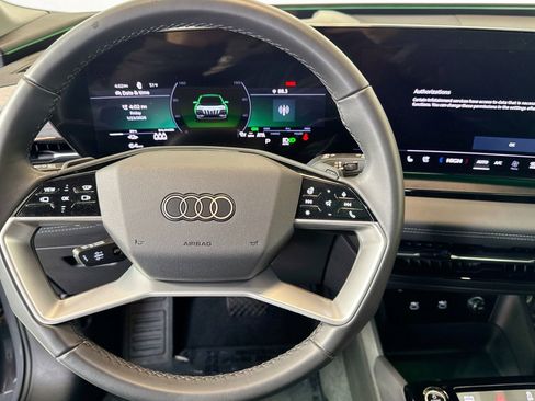 Used 2025 Audi Q6 e-tron Premium Plus image 10