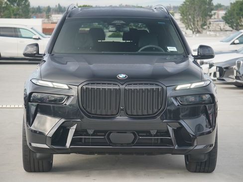 New 2026 BMW X7 xDrive40i w/ M Sport Package image 2