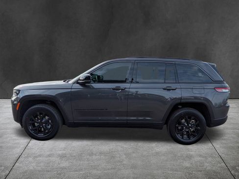 New 2026 Jeep Grand Cherokee Laredo image 7