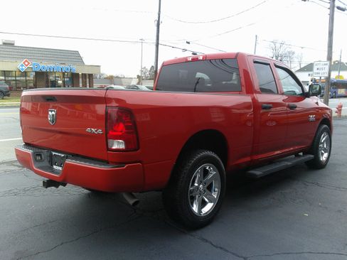 Used 2018 RAM 1500 Express w/ Express Value Package image 5