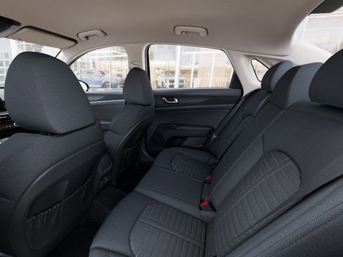 New 2026 Kia K5 LXS image 19