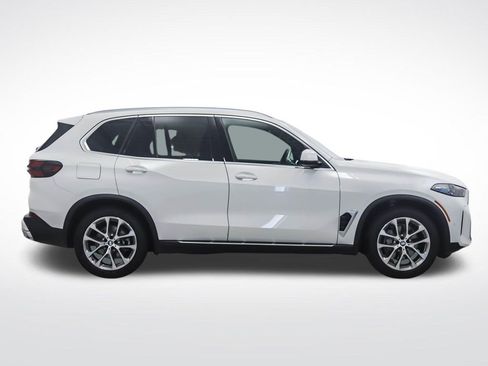 Used 2026 BMW X5 xDrive40i AWD/4WD image 6