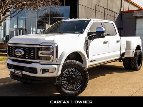 Used 2025 Ford F450 Platinum w/ Platinum Plus Package image 5