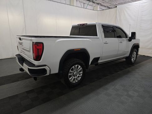 Used 2021 GMC Sierra 3500 Denali w/ Denali Ultimate Package image 3