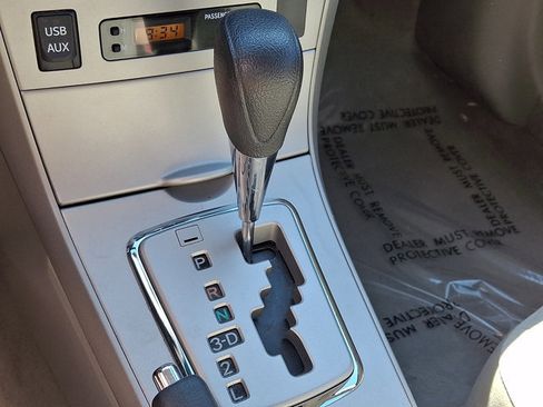 Used 2011 Toyota Corolla LE image 16