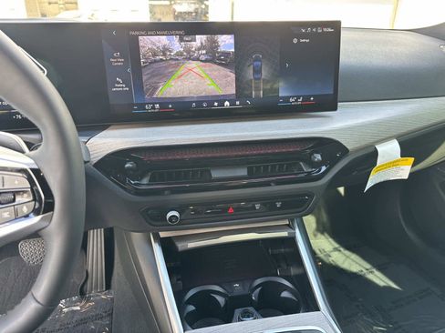 Certified 2025 BMW 330i xDrive Sedan w/ Premium Package image 24