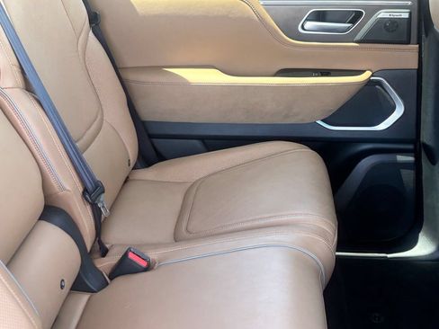 Certified 2025 INFINITI QX80 Luxe AWD/4WD image 11