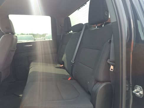 Used 2020 Chevrolet Silverado 2500 Custom w/ Custom Value Package AWD/4WD image 10