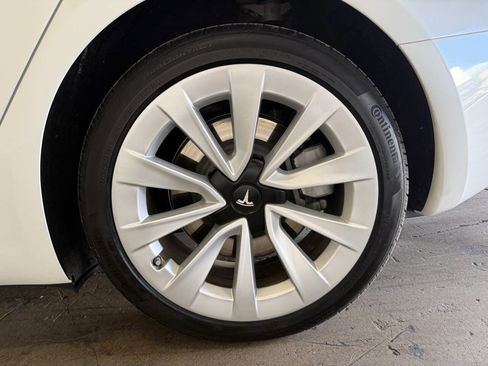 Used 2023 Tesla Model 3 Standard Range RWD image 17