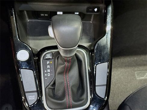 Used 2023 Kia Soul GT-Line image 24