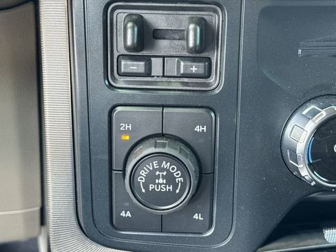 Used 2025 Ford F150 Platinum w/ Equipment Group 703A Plus AWD/4WD image 33