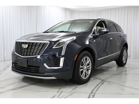 Certified 2021 Cadillac XT5 Premium Luxury image 4