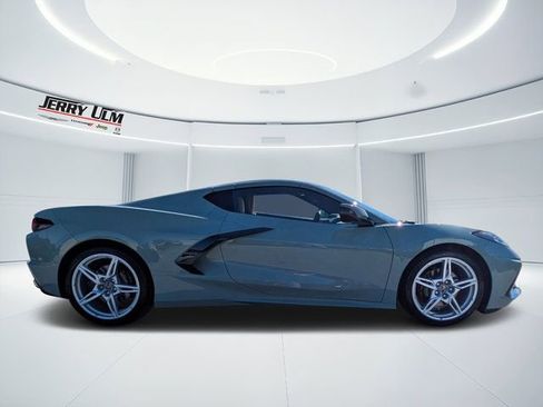 Used 2024 Chevrolet Corvette Stingray Preferred Cpe w/ Chrome Exterior Badge Package image 2