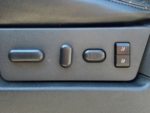 Used 2012 Ford F150 FX4 w/ FX Luxury Pkg AWD/4WD image 19
