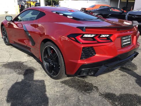Used 2025 Chevrolet Corvette Stingray Coupe w/ 1LT image 3