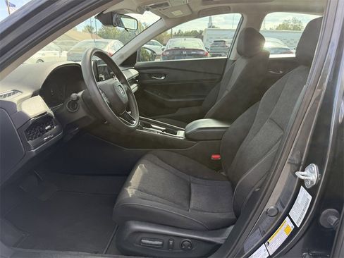 Used 2023 Honda Accord EX image 15