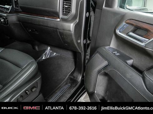 Used 2024 GMC Sierra 1500 SLT AWD/4WD image 22