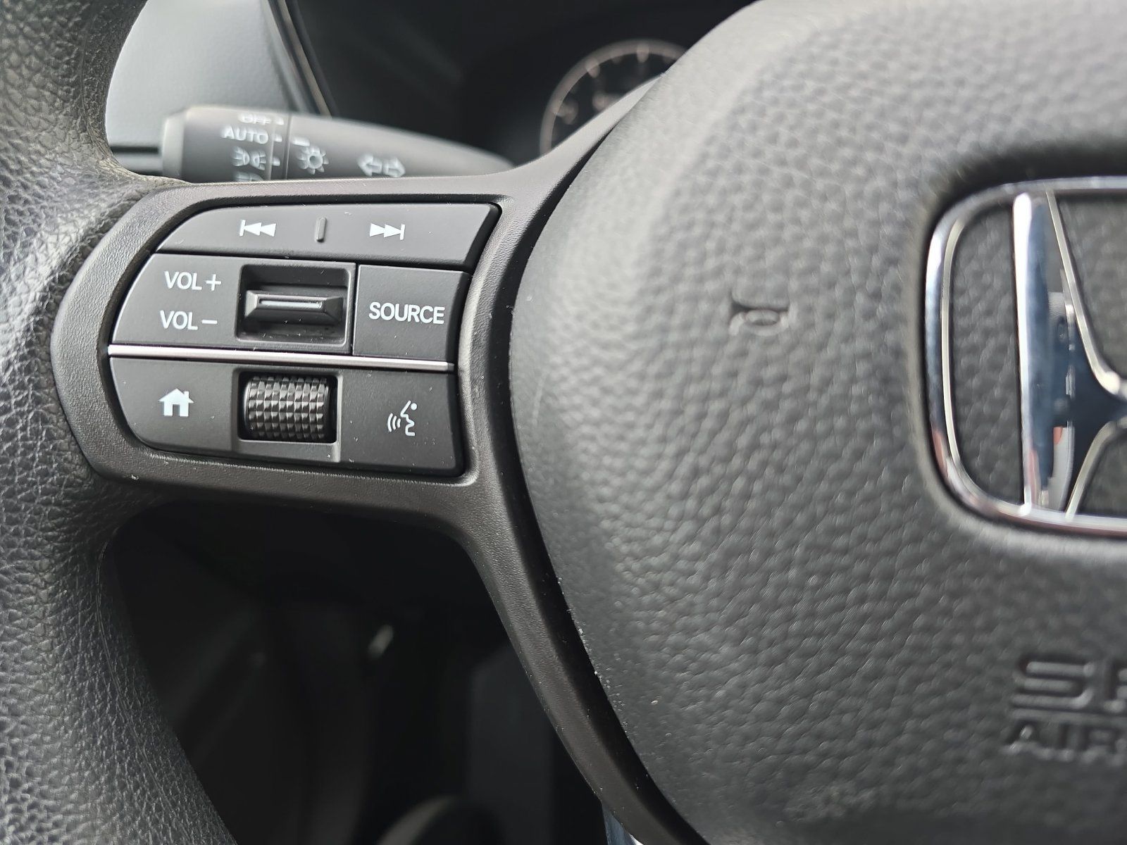 Used 2024 Honda CR-V EX image 19