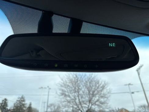 Used 2017 Kia Cadenza Premium w/ Luxury Package image 39