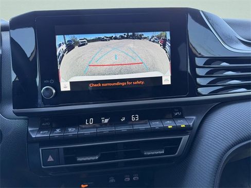 Used 2025 Toyota Camry SE w/ Convenience Package image 26