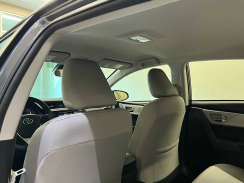 Used 2017 Toyota Corolla LE image 12