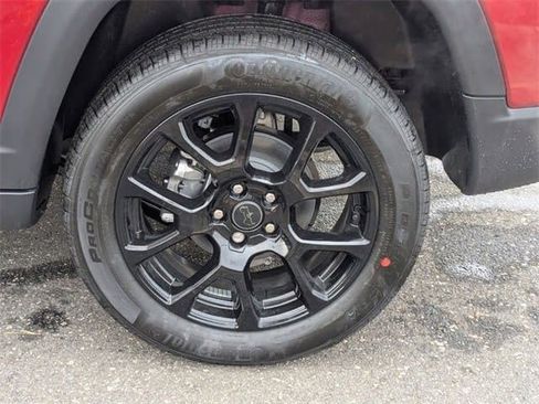 New 2026 Jeep Compass Latitude image 23