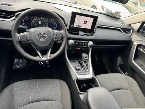 Certified 2025 Toyota RAV4 XLE w/ Convenience Package image 10