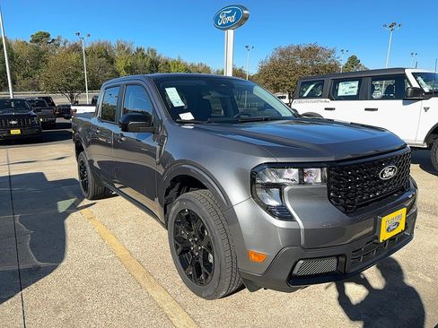 New 2025 Ford Maverick XLT w/ Black Appearance Package image 2