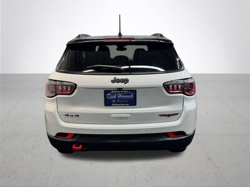 Used 2024 Jeep Compass Trailhawk AWD/4WD image 5