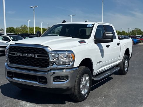 Used 2024 RAM 2500 Big Horn w/ Bed Utility Group AWD/4WD image 7