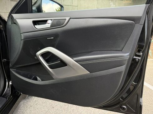 Used 2015 Hyundai Veloster Turbo FWD image 43