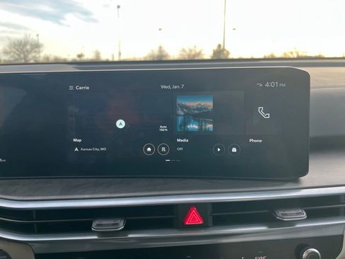 Used 2024 Kia Sorento SX image 14