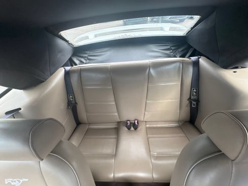 Used 2002 Ford Mustang Convertible RWD image 29