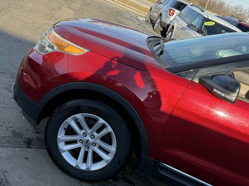 Used 2015 Ford Explorer XLT w/ Equipment Group 202A image 3