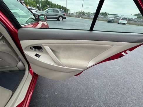 Used 2007 Toyota Camry FWD image 24