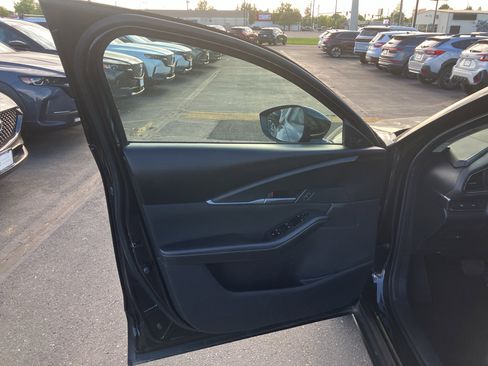 Used 2025 MAZDA CX-30 AWD 2.5 S image 11