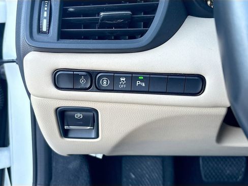 Used 2022 Acura TLX Technology Package image 10