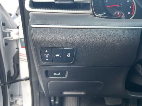 Used 2023 Kia K5 LXS FWD image 16