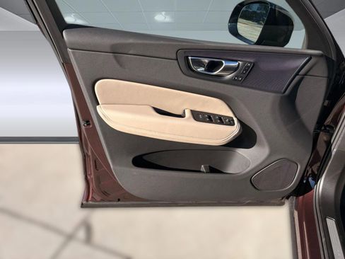 New 2026 Volvo XC60 B5 Core w/ Climate Package image 20