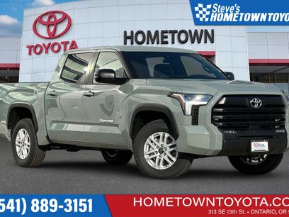 New 2026 Toyota Tundra SR5 w/ SR5 Premium Package
