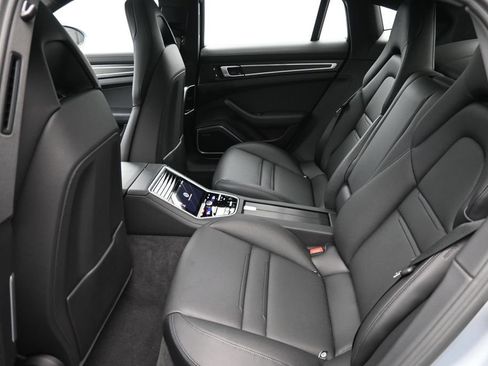 Certified 2023 Porsche Panamera Platinum Edition RWD image 7