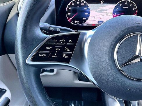 Certified 2025 Mercedes-Benz GLA 250 4MATIC image 14